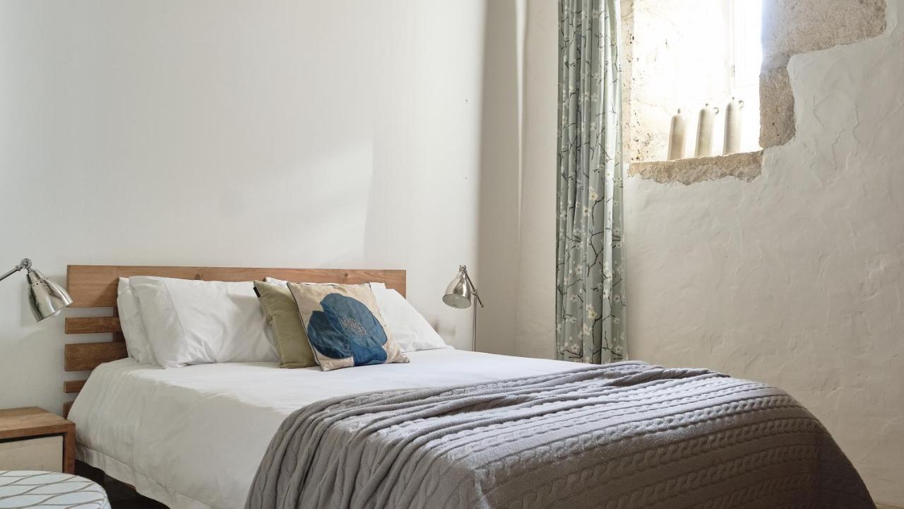 Bed and Breakfast Chateau De Puissentut Homps  Екстер'єр фото